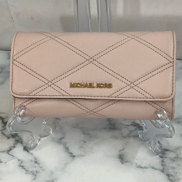 NWT Michael Kors Jet Set Travel Lg Trifold Wallet Vegan Leather (Powder Blush) - Picture 1 of 4